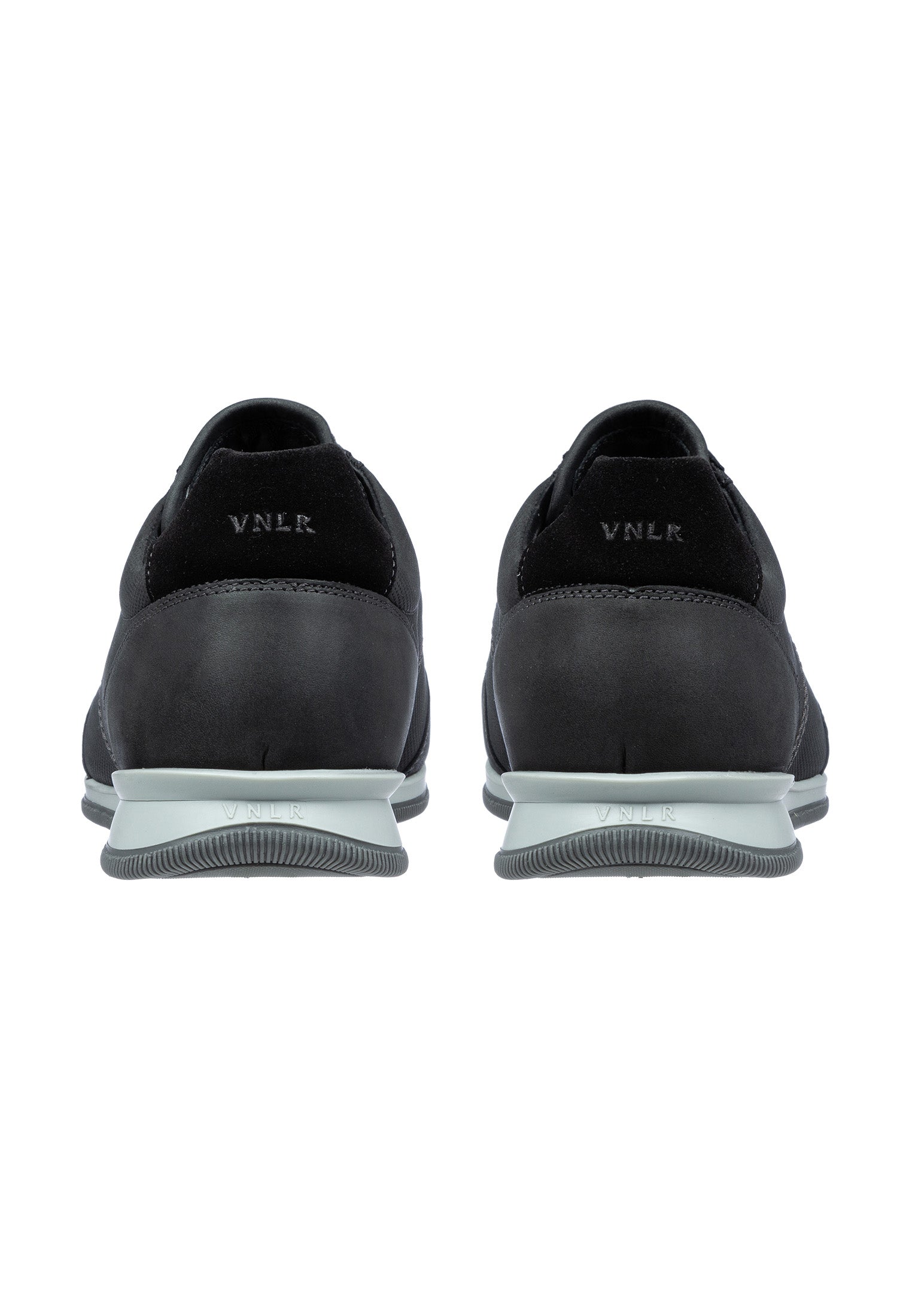 Schwarzer Nubuk Magnus Sneaker