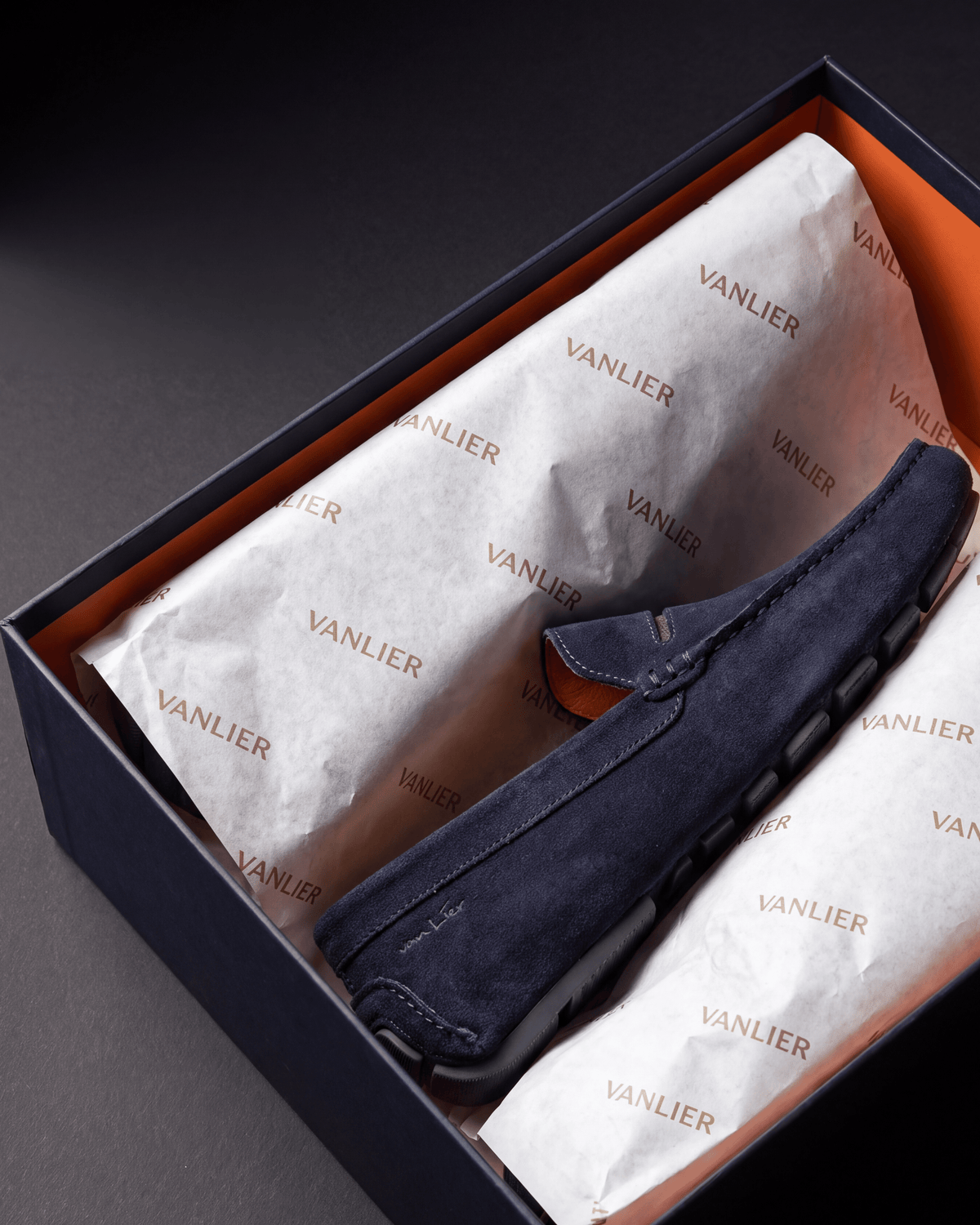 Navy blauw suède Mocassin – in de open doos