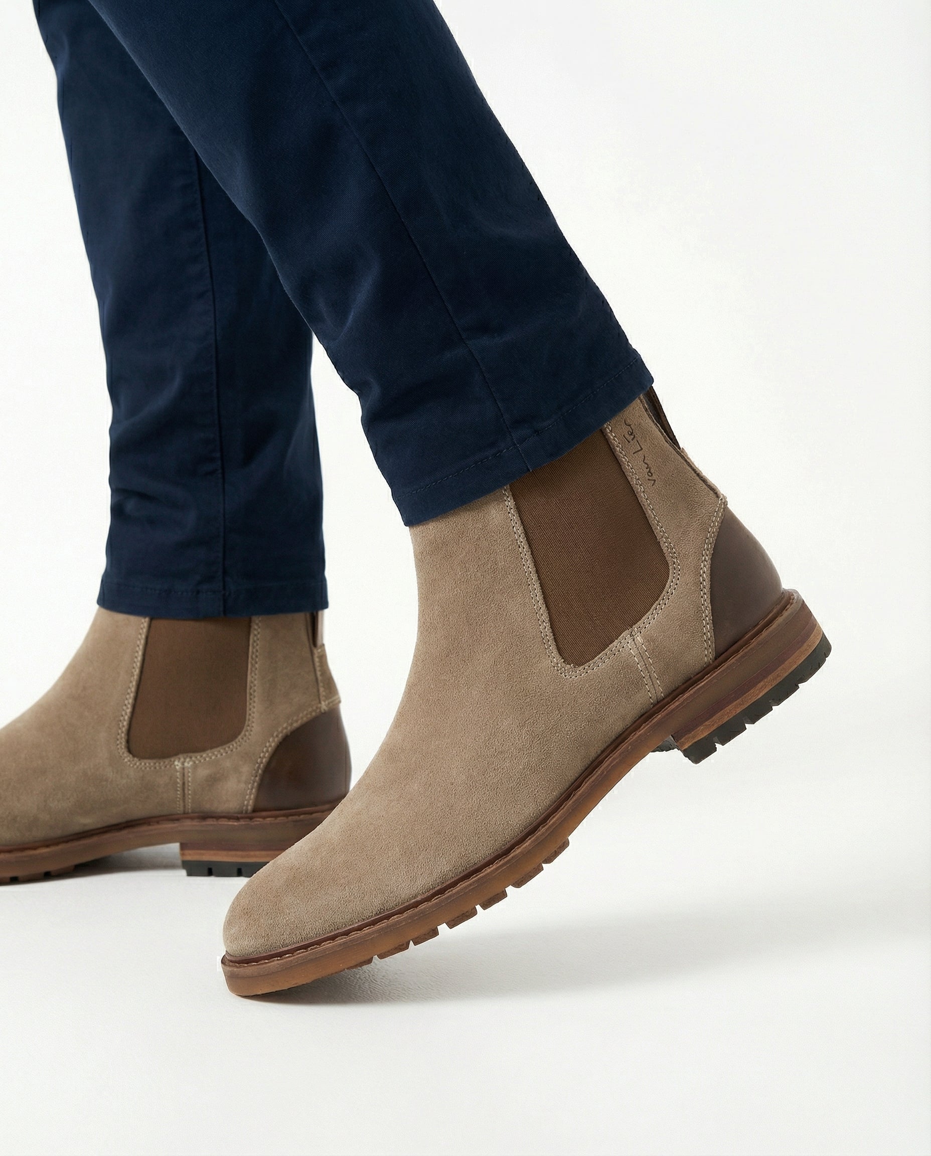 Taupe Wildleder Dino Chelsea Boot