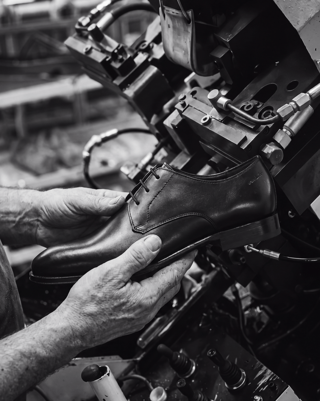 Zwart gladleren Madison veterschoen – vakmanschap in de fabriek