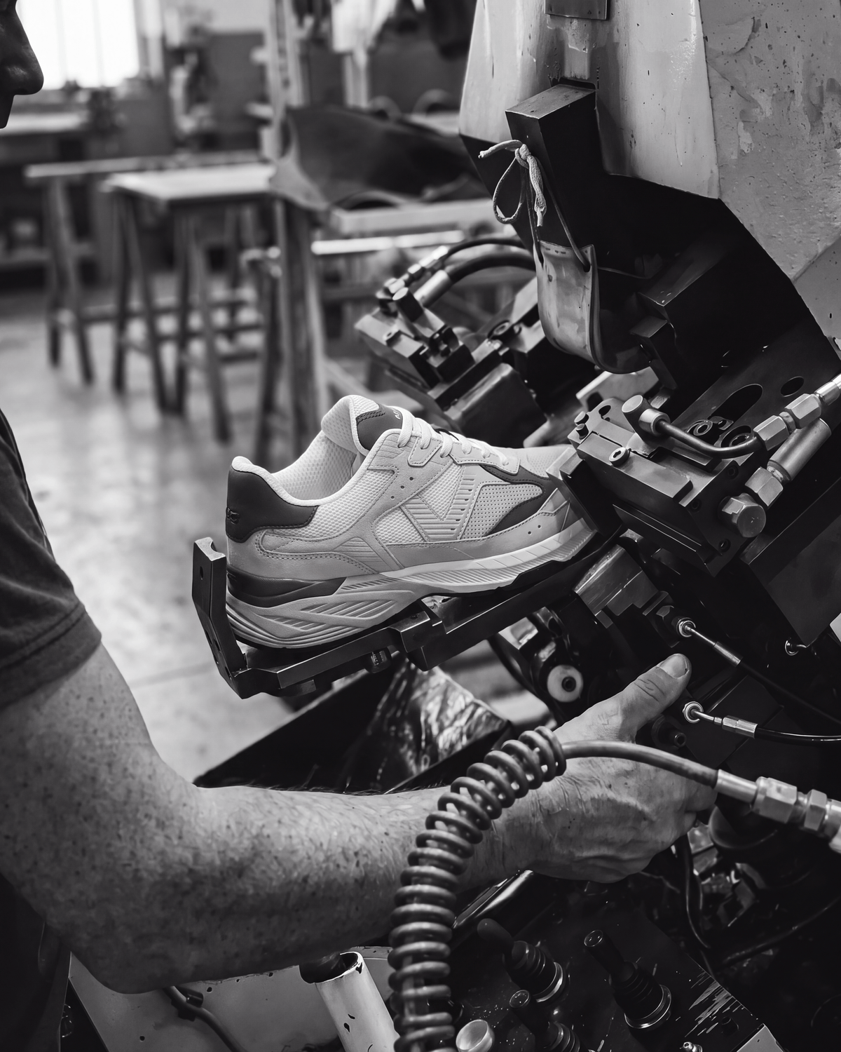 Wit lichtblauw combi Cosmos sneaker – ambachtelijke productie in de fabriek