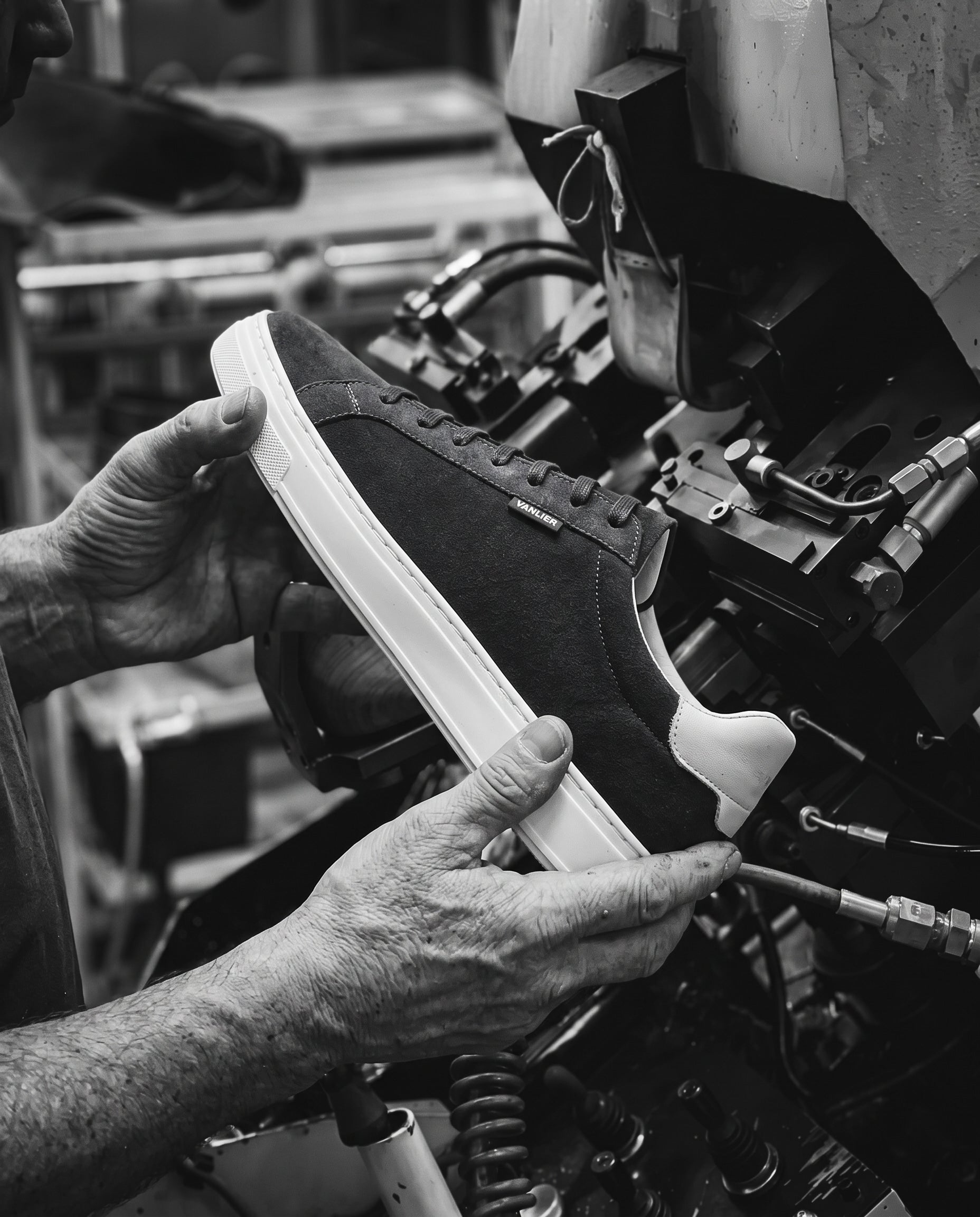 Dunkelblau Wildleder Barossa Sneaker