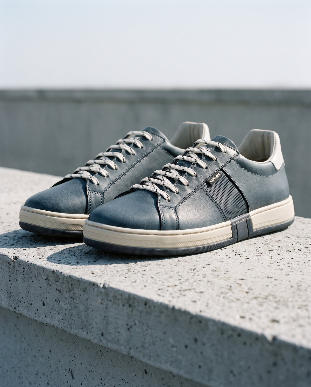 Navy blauw gladleren Retro sneaker