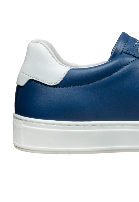 Barossa Trainer aus marineblauem Glattleder