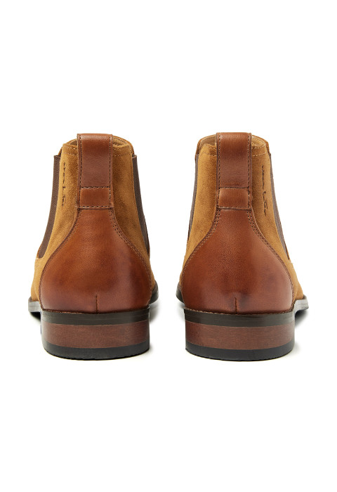Cognacfarbener Wiener Chelsea-Stiefel aus Wildleder