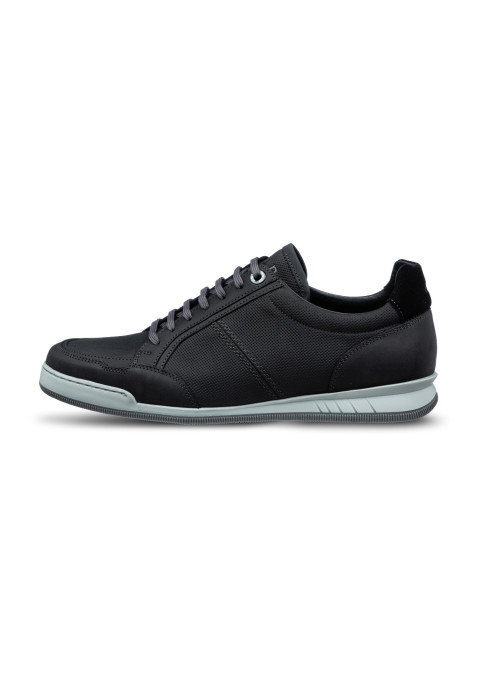 Schwarzer Magnus-Sneaker aus Nubukleder