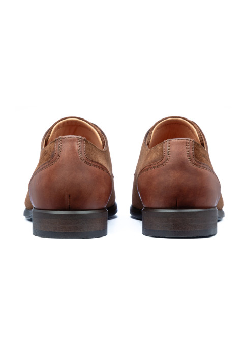 Cognacfarbener Wildleder-Schnürschuh Erasmo