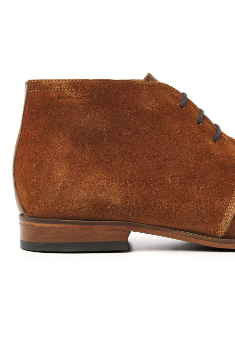 Rhodes Schnürschuhe aus cognacfarbenem Schweden