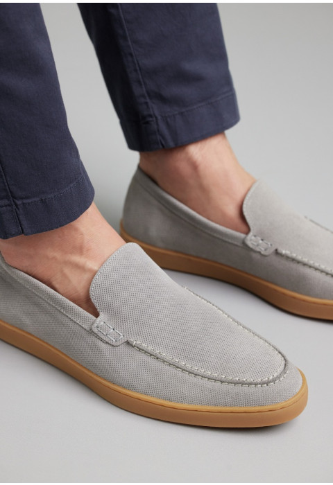 Lugano Slipper aus hell grau Wildleder