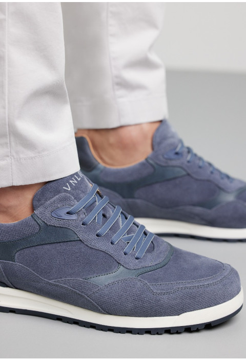 Metallicblauer Ravello-Sneaker aus Wildleder